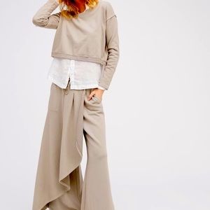 Free People set - Size Medium - worn 1x.